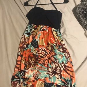 Roxy sundress size L (fits like a medium)